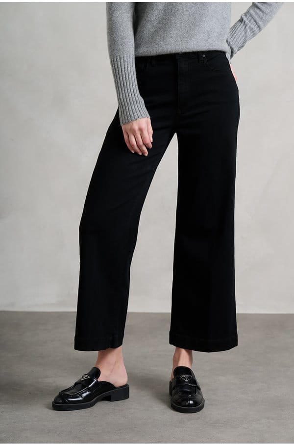 anessa wide jean in black shadow