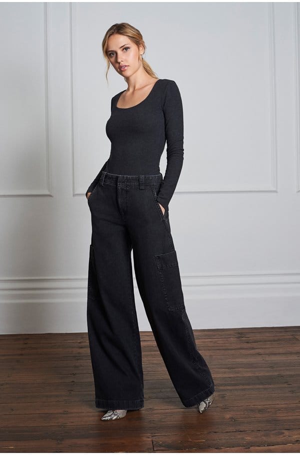 utility cargo jean in washed black