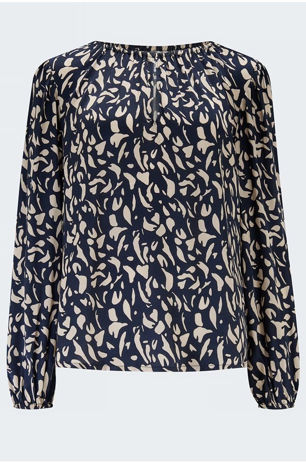 kade top in navy