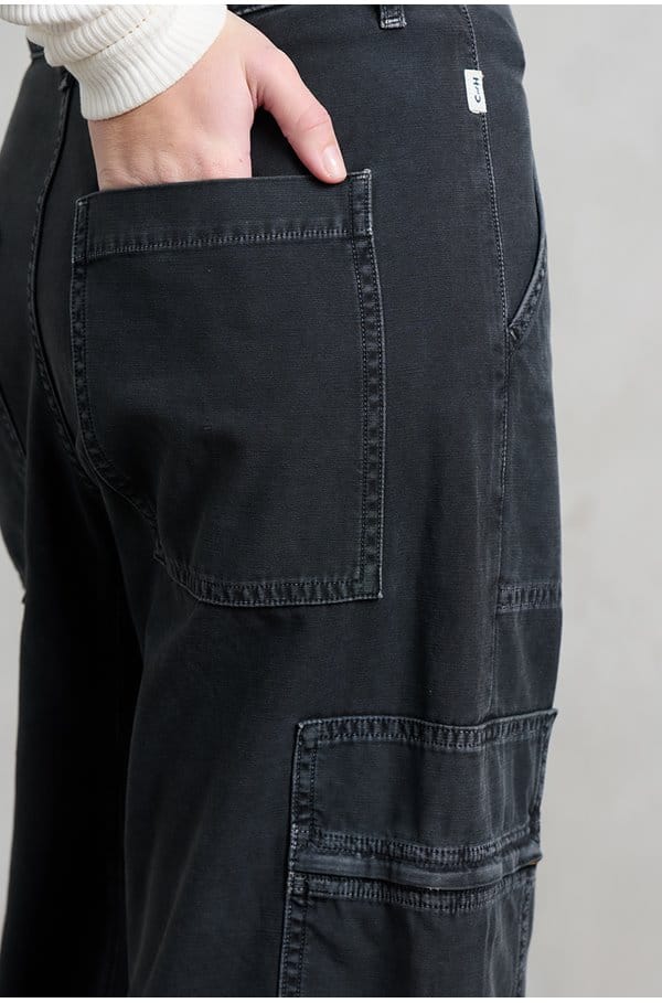 marcelle low slung easy cargo in washed black