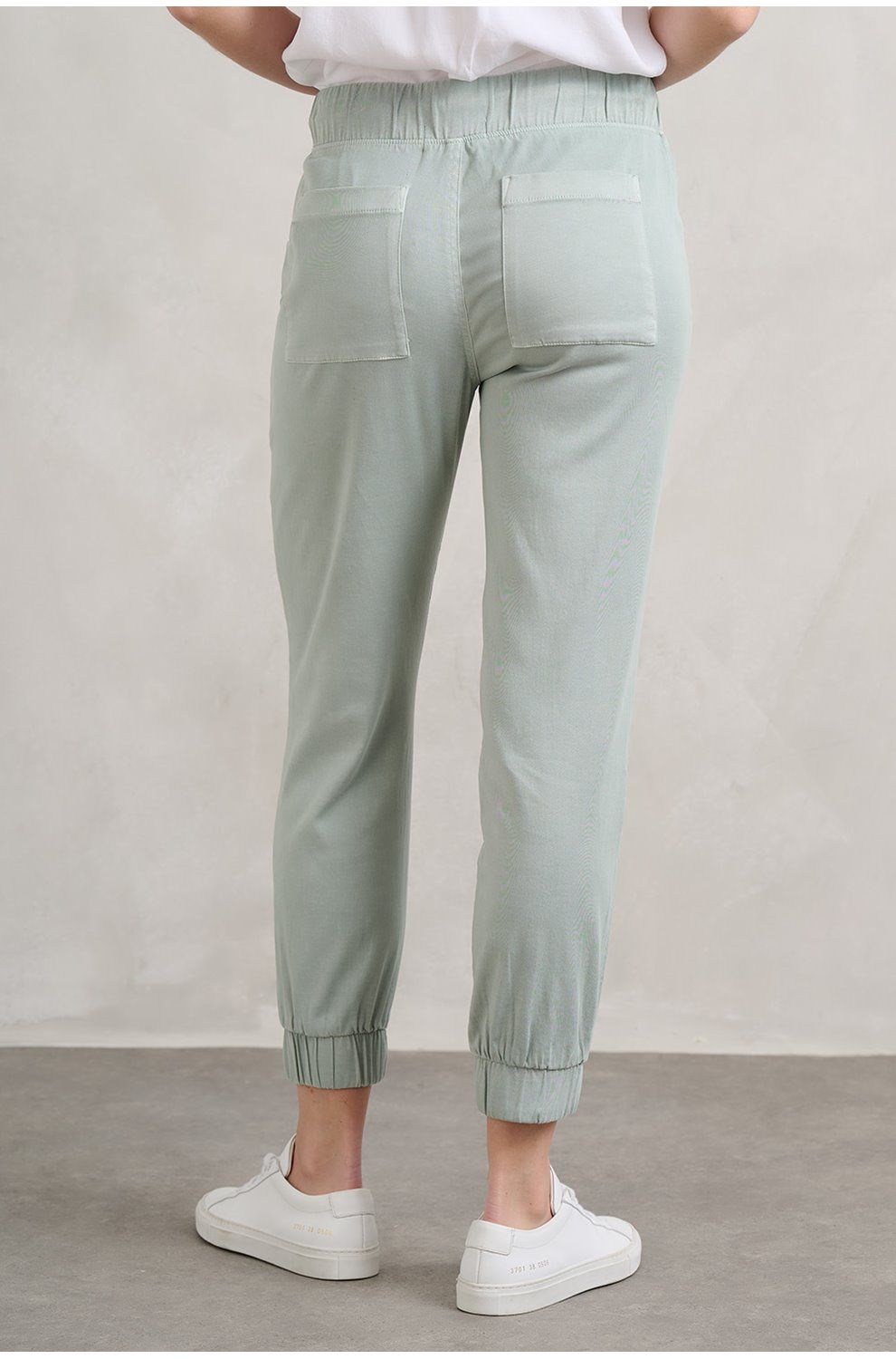 Pocket Jogger in Oasis Green