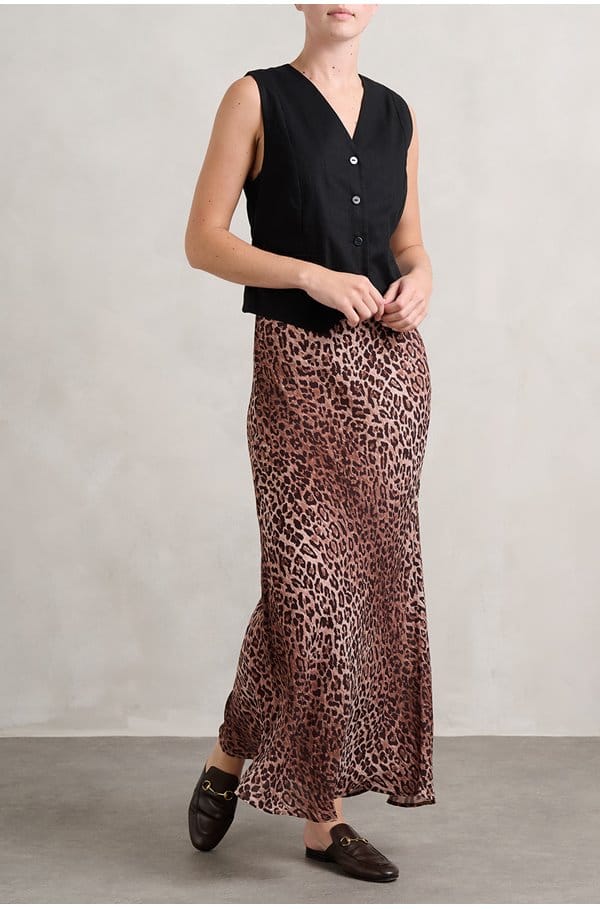 kelly skirt in leopard