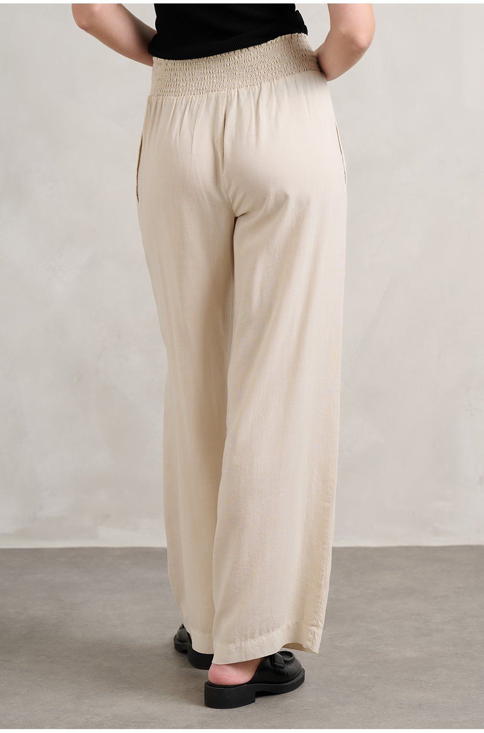 Trilogy Stores Smocked Waist Wide Trouser in Cliffside