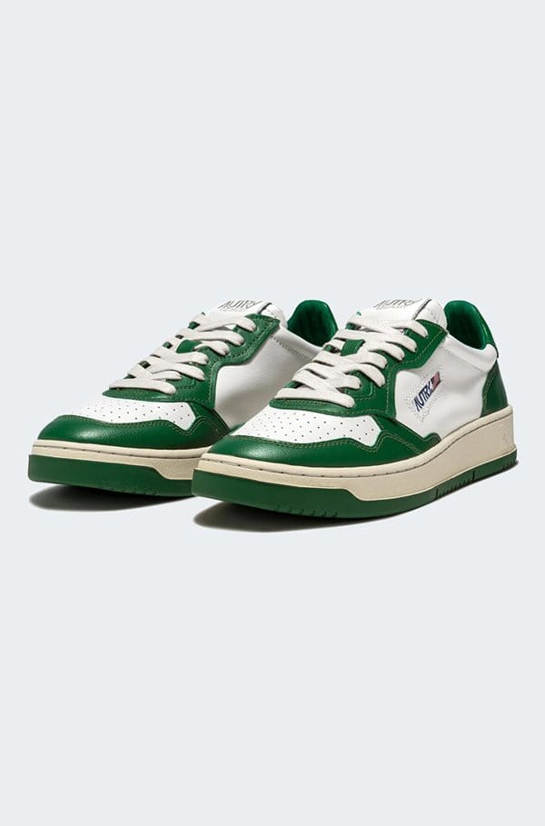 medalist low sneaker in white green