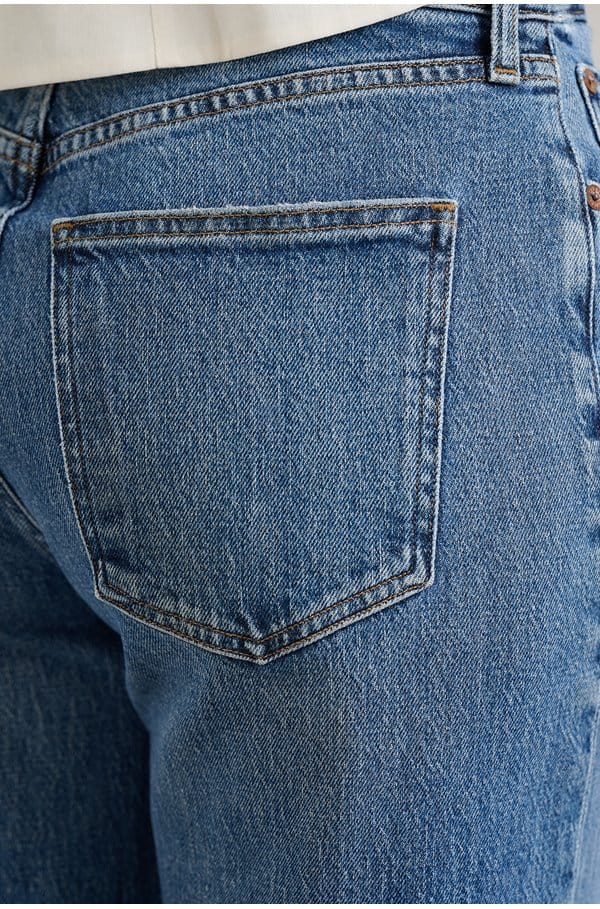 harper crop jean in moor