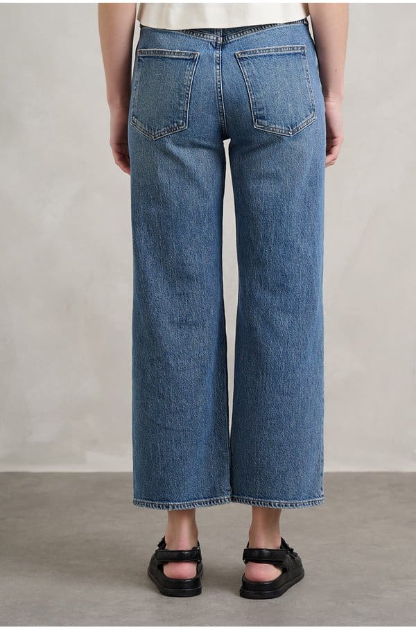 harper crop jean in moor