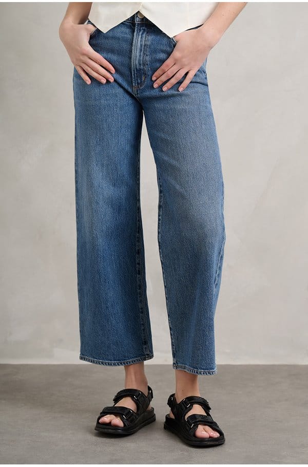 harper crop jean in moor