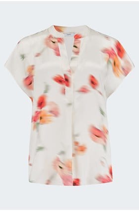 Poppy Blur Band Collar Popover in Cream Dusk