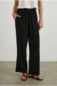 leon crop pant in black