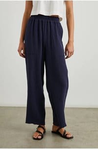 leon crop pant in navy