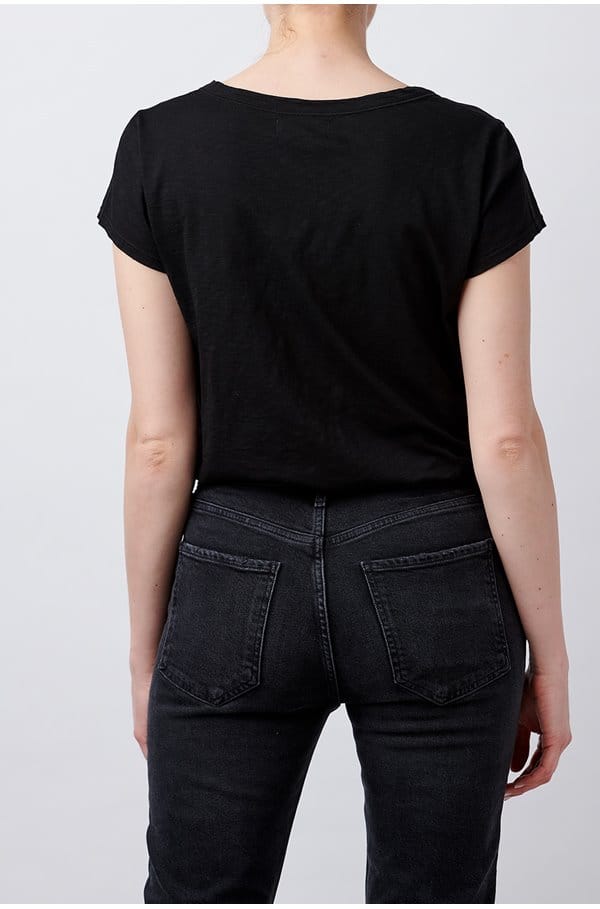 black scoop neck tee