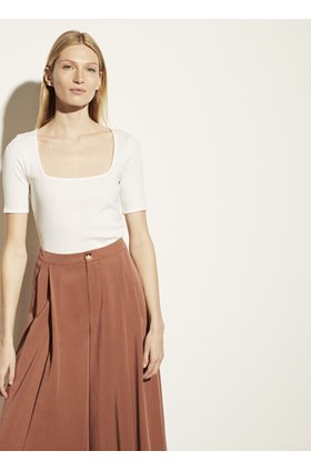 square neck top in off white