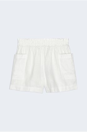 summer short in white