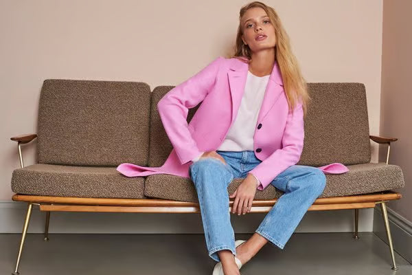 How to Style Straight Leg Jeans