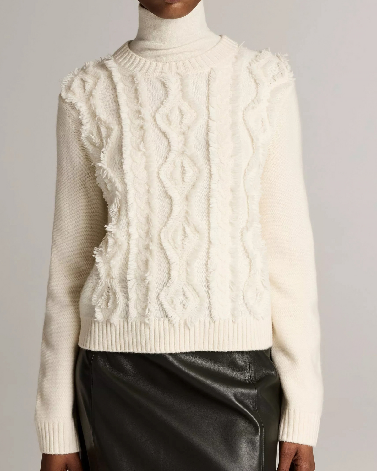Cut Float Diamond Cable Crew Neck in Off White