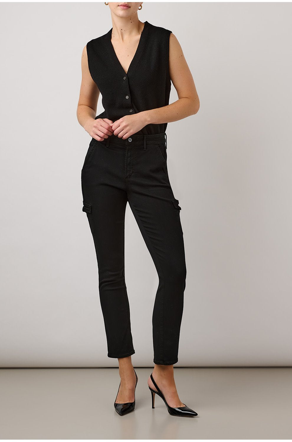 Jolie Cargo in Black