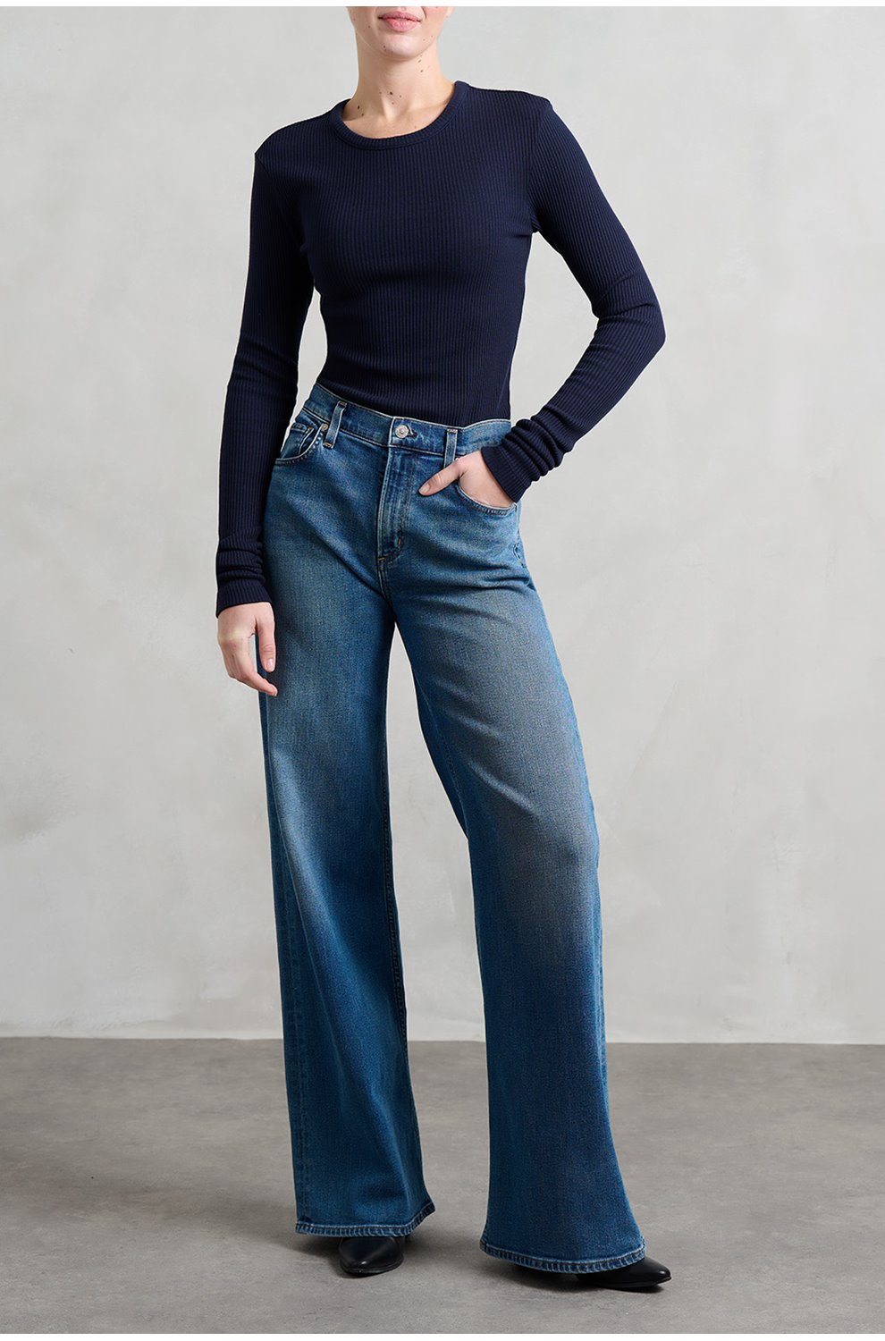 Bina Crew Neck Top in Navy