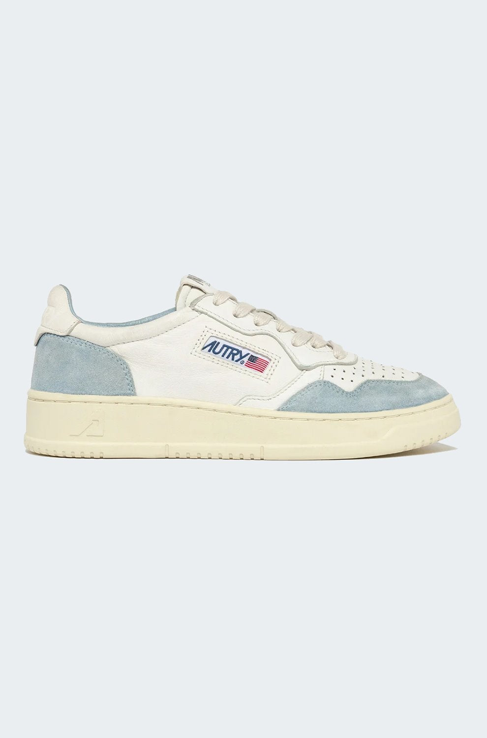 Medalist Low Sneaker in Portofino
