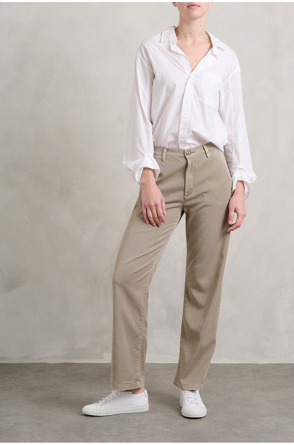 Caden Straight Tailored Trouser in Sulfur Desert Taupe