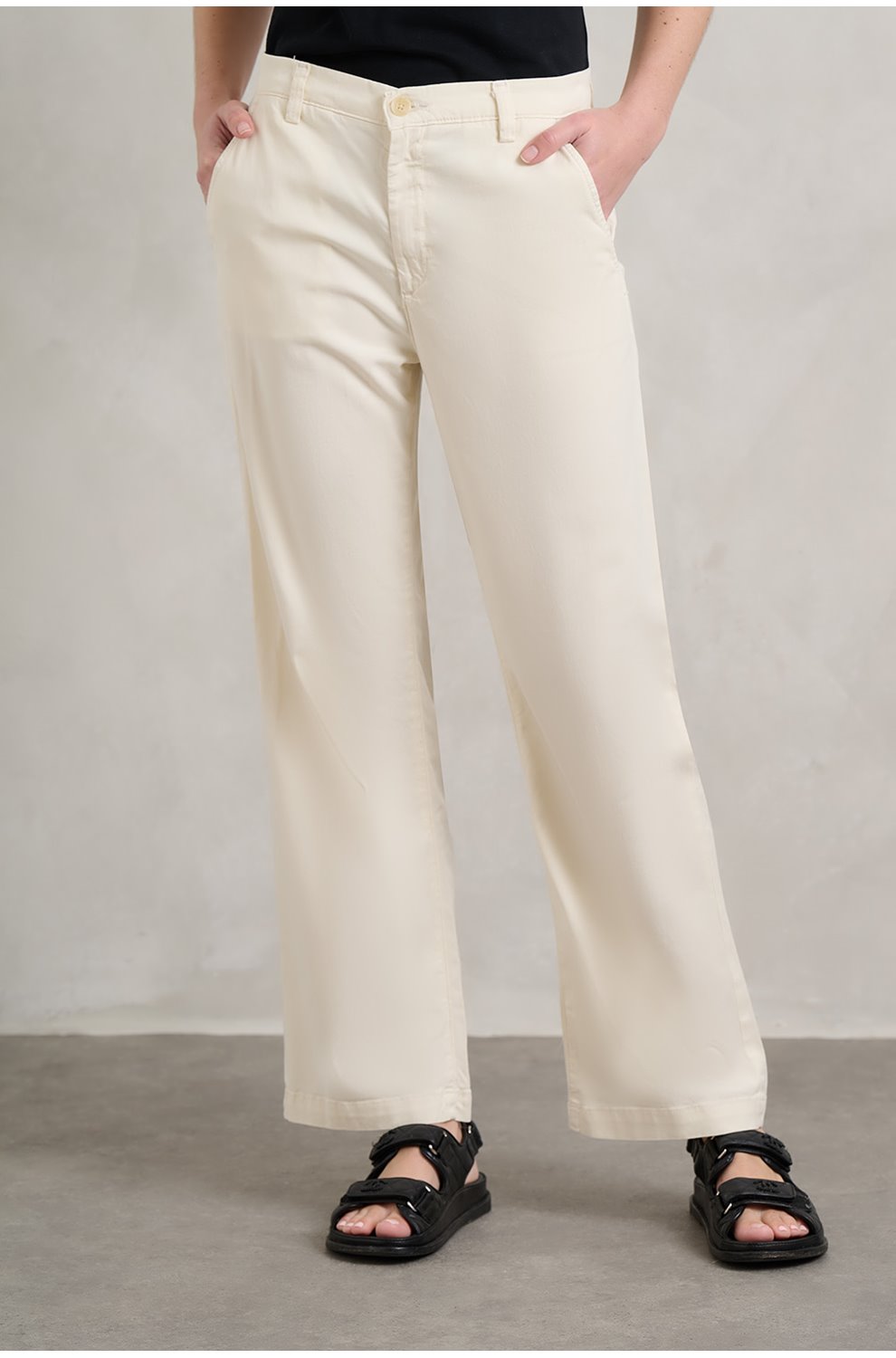 Caden Straight Tailored Trouser in Canvas