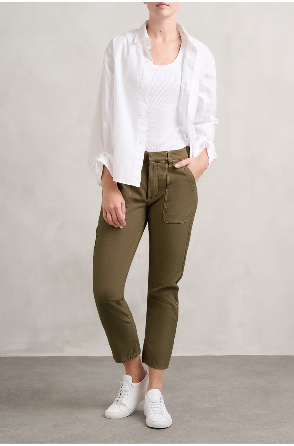 Leah Cargo in Tea Leaf