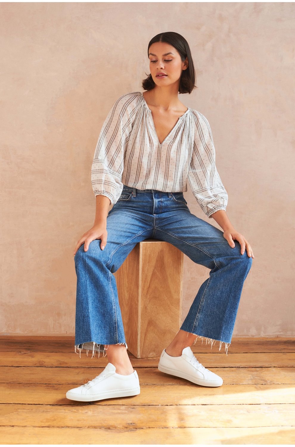 Leenah Ankle Raw Hem in Familia
