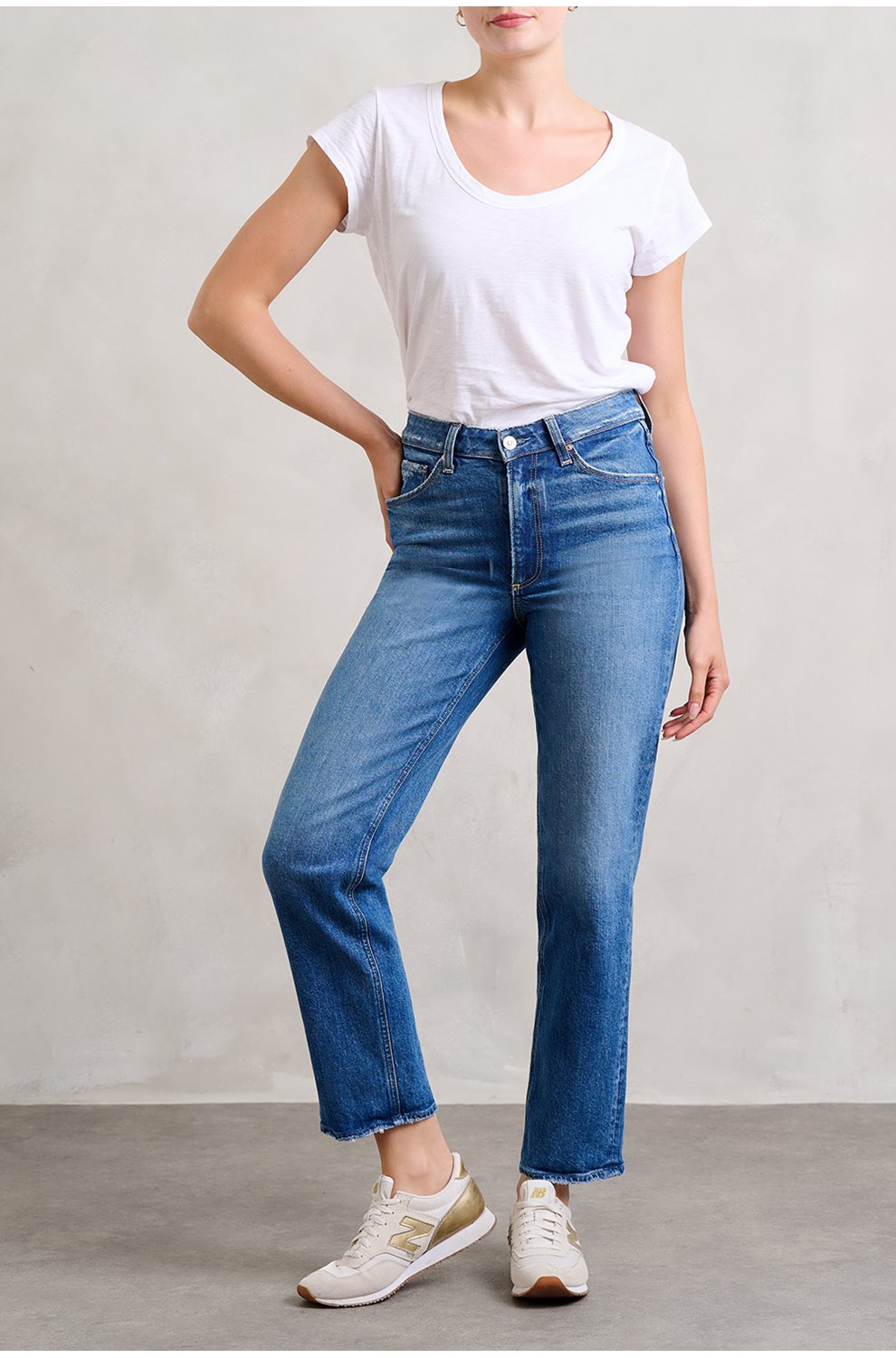 Sarah Straight Ankle Jean in Familia