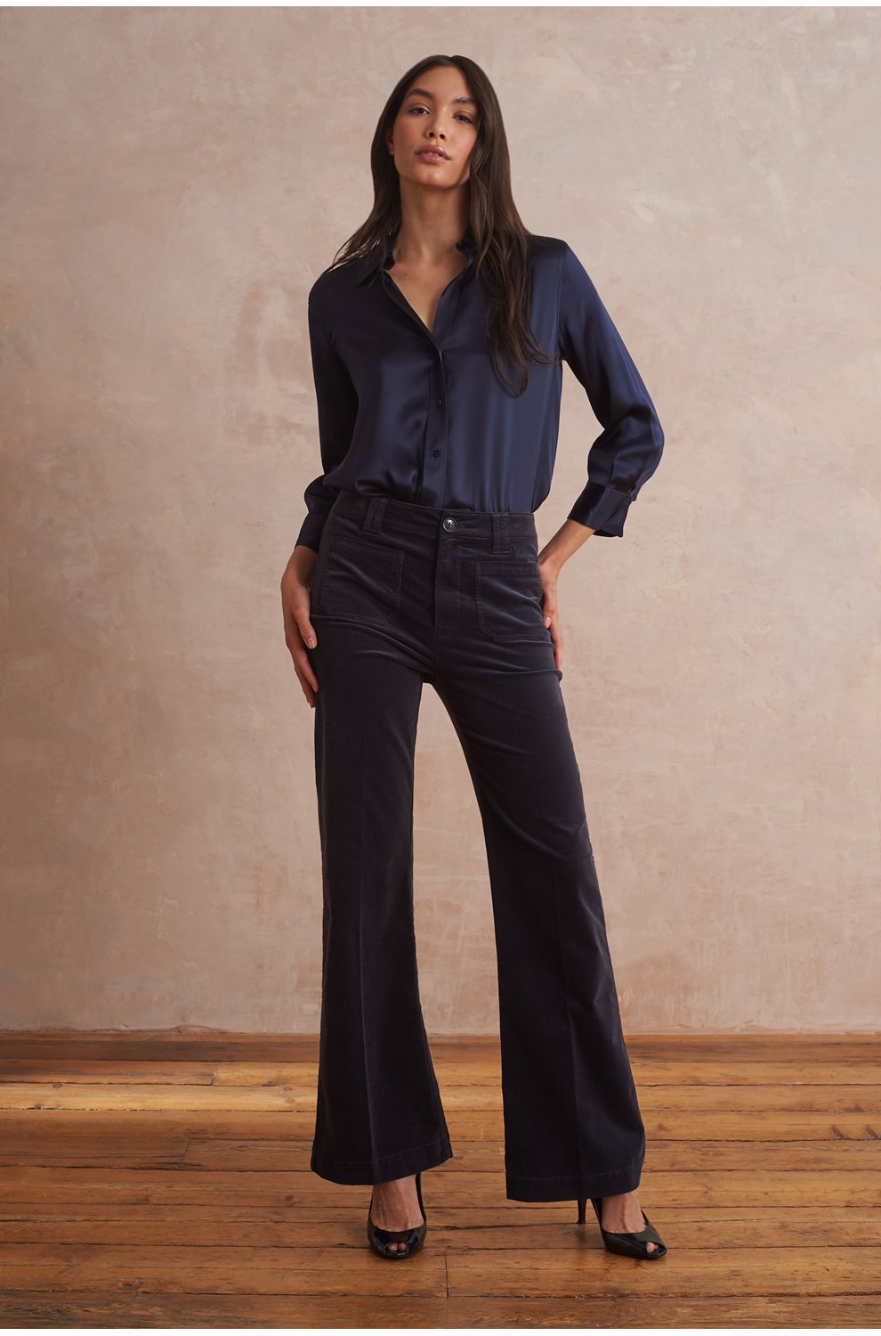 Leenah Wide Jean with Patch Pockets in Deep Anchor Cord