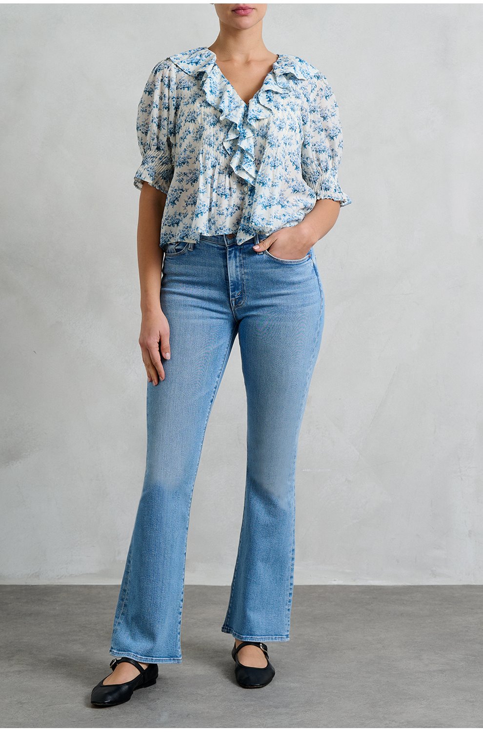 The Weekender Flare in Blessing in Disguise
