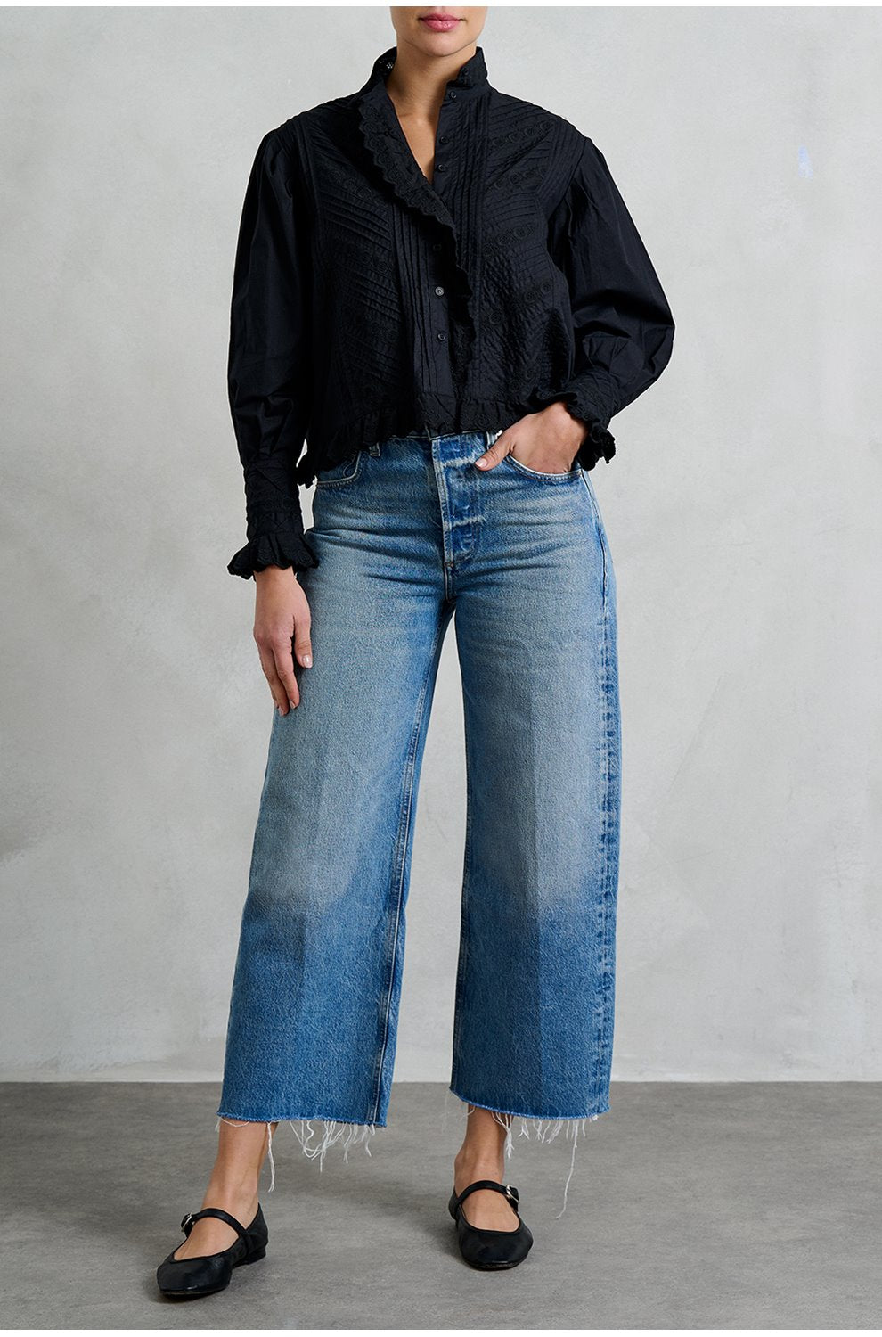 Ayla Crop Jean in Doheny