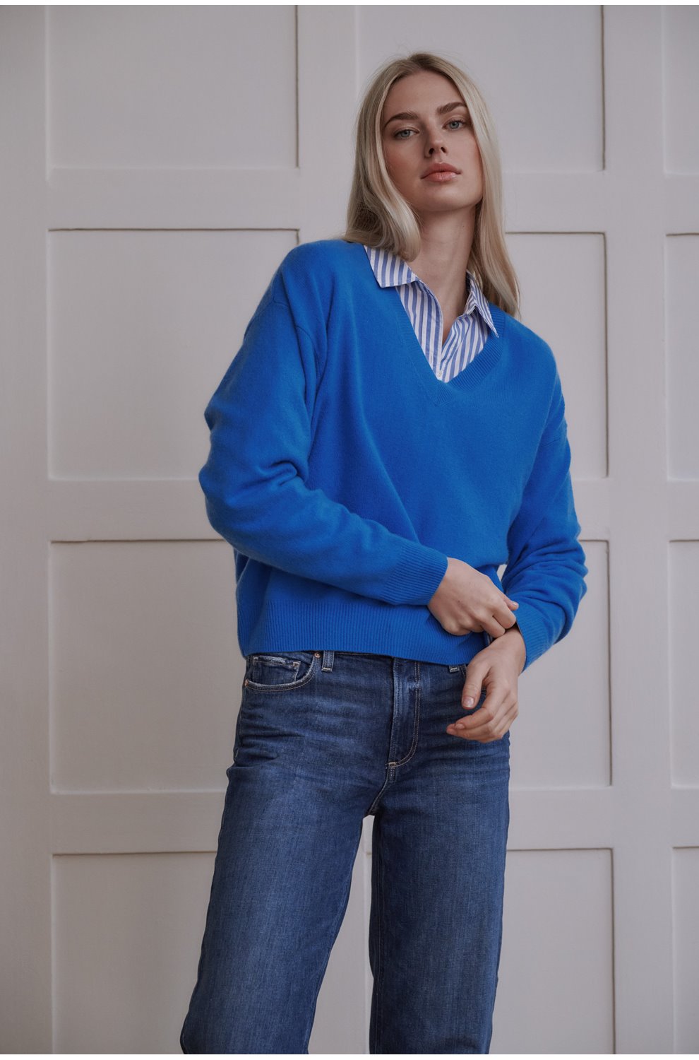 Malibu V Neck Jumper in Sky
