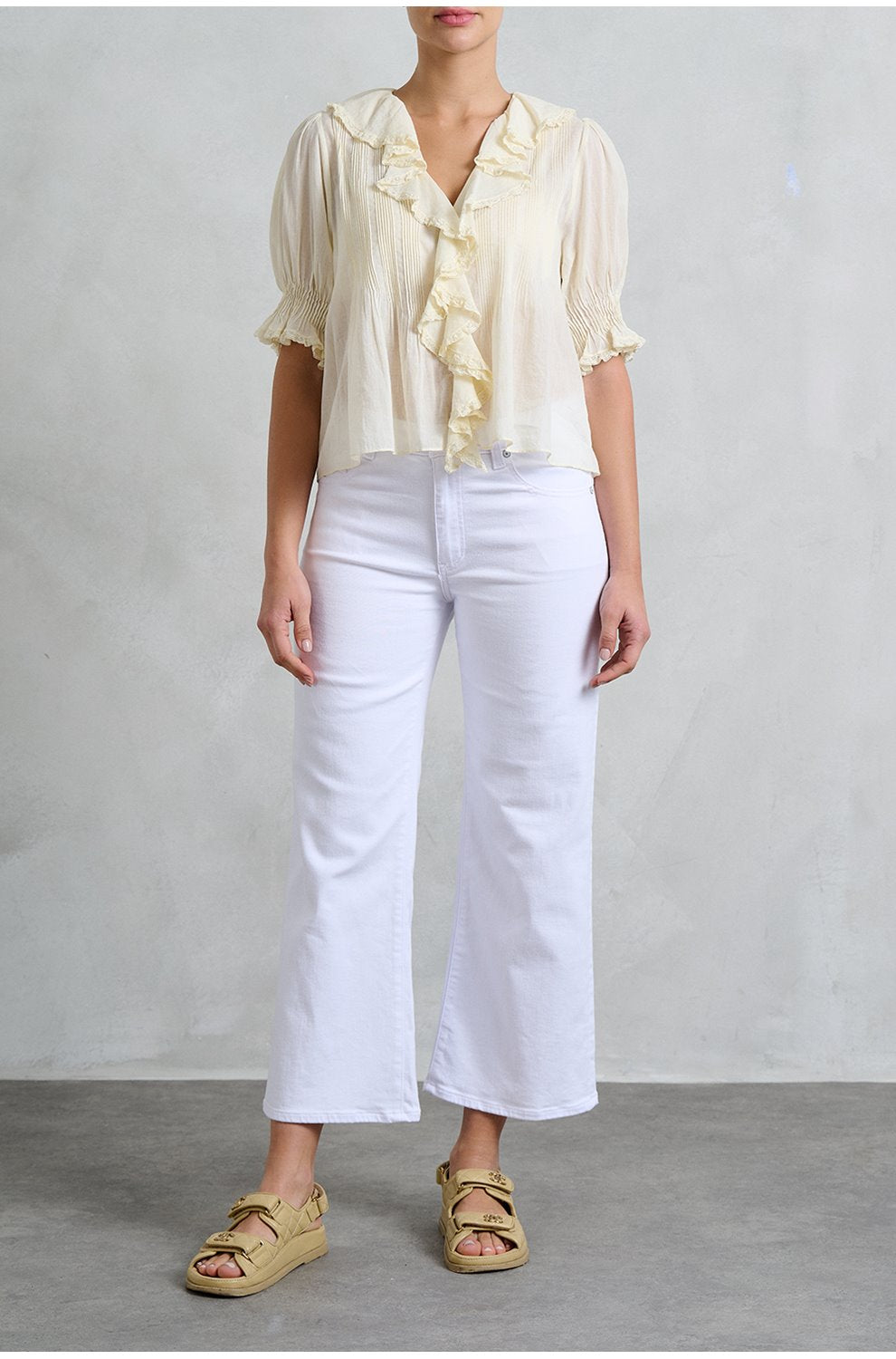 Saige Wide Leg Crop in Gallery White