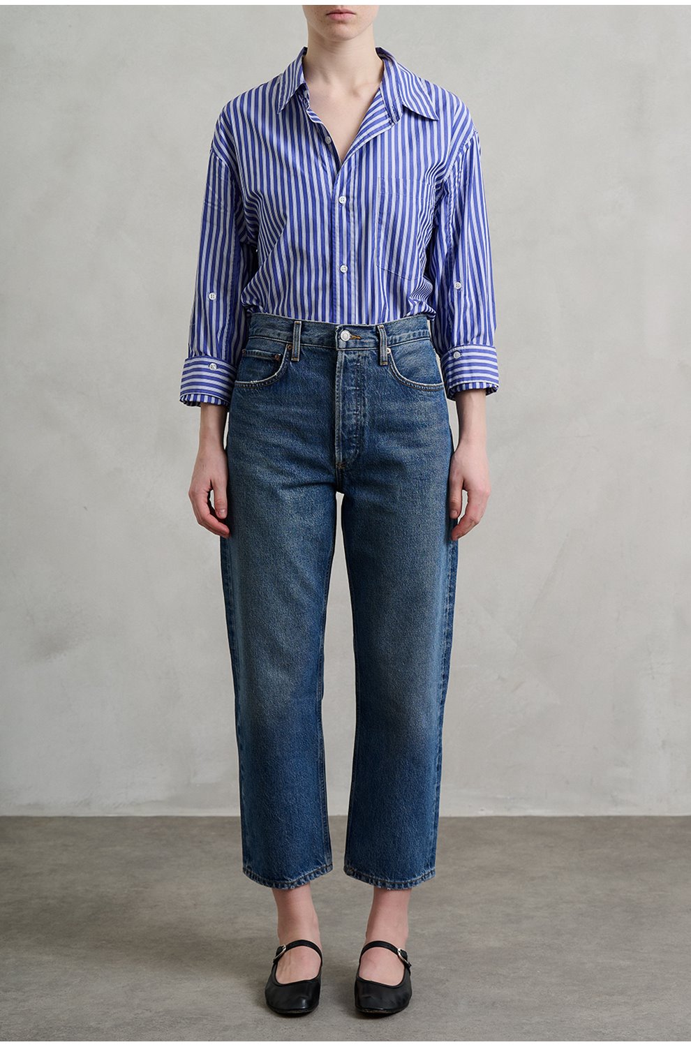 90s Crop in Essence