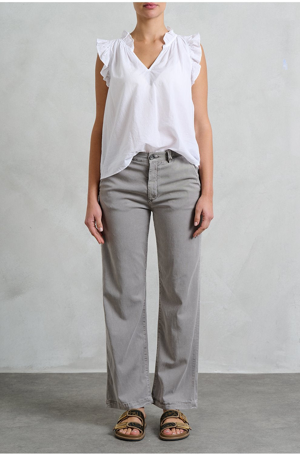 Caden Straight Tailored Trouser in Sulfur Pebble Grey