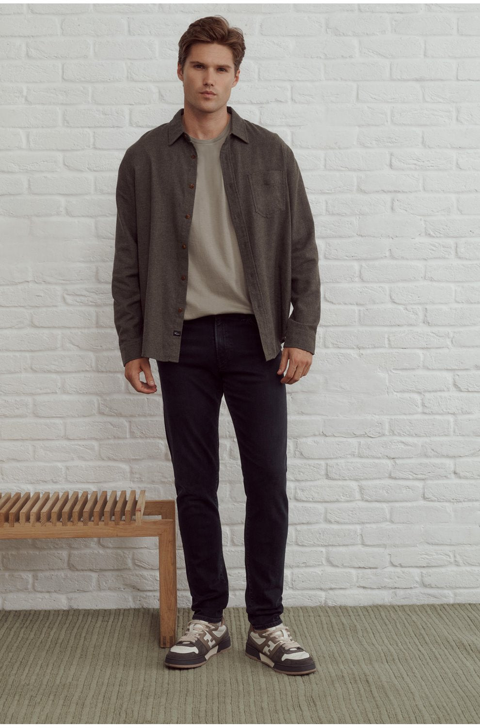 London Tapered Slim Jean in Hyde