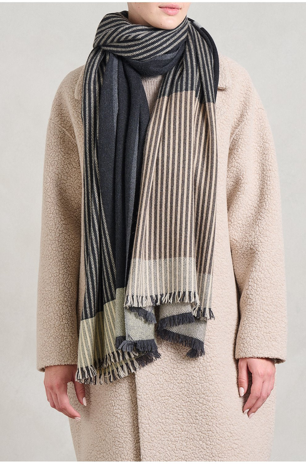 Fedora Scarf in Noir Blanc