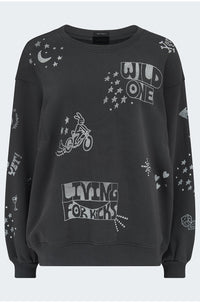 The Drop Square Sweatshirt in Wild Ones