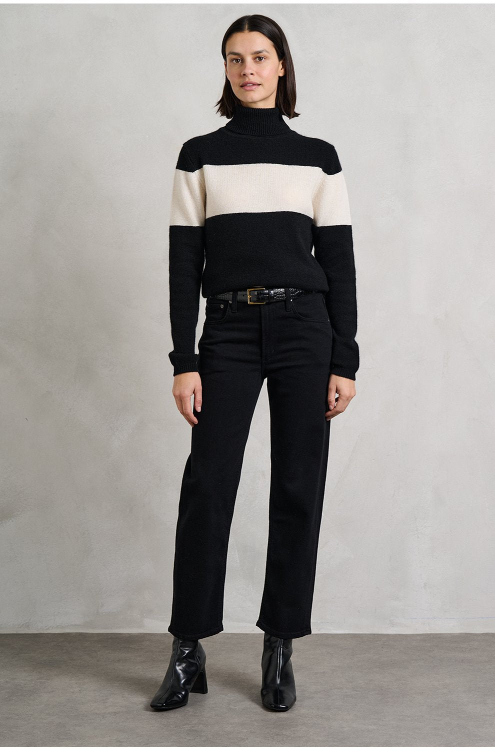 Delfina Straight Leg Jean in Starless
