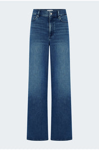 Le Slim Palazzo In Reign