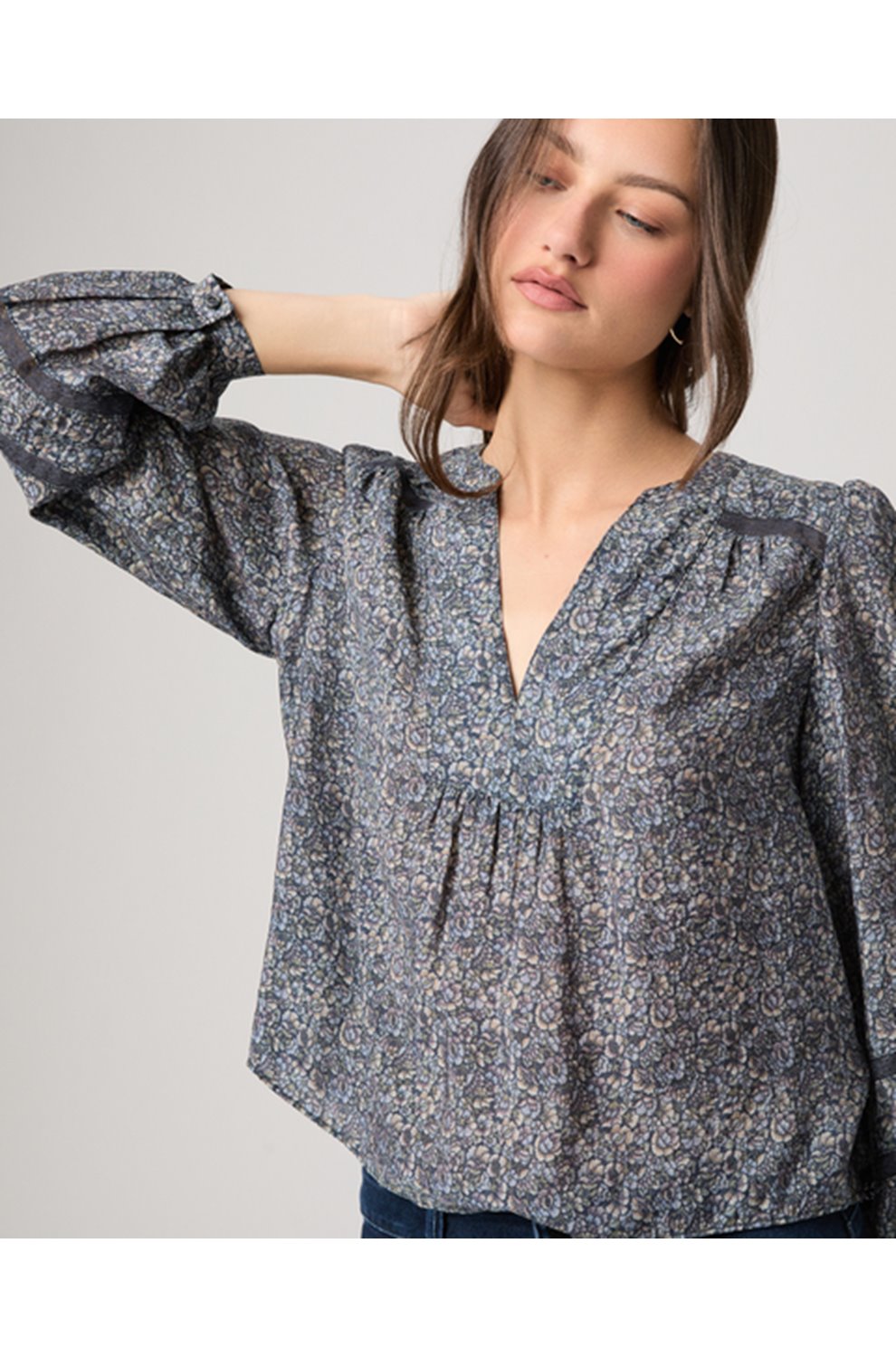 Calgary Blouse in Navy Multi