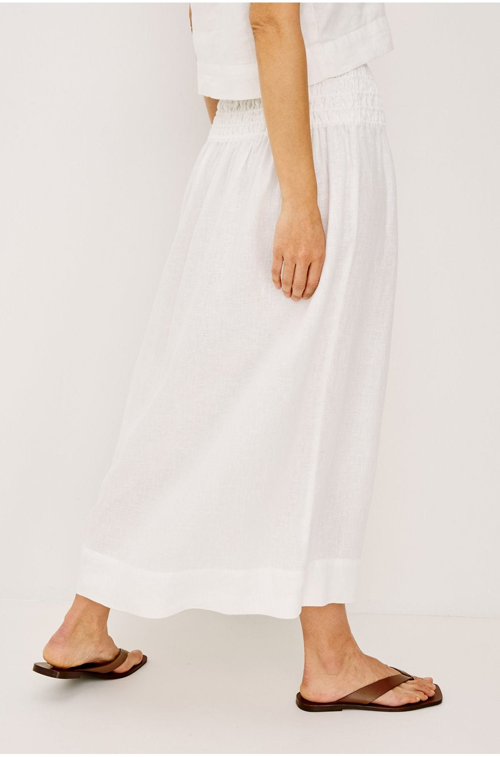 Alessa Skirt in White Linen