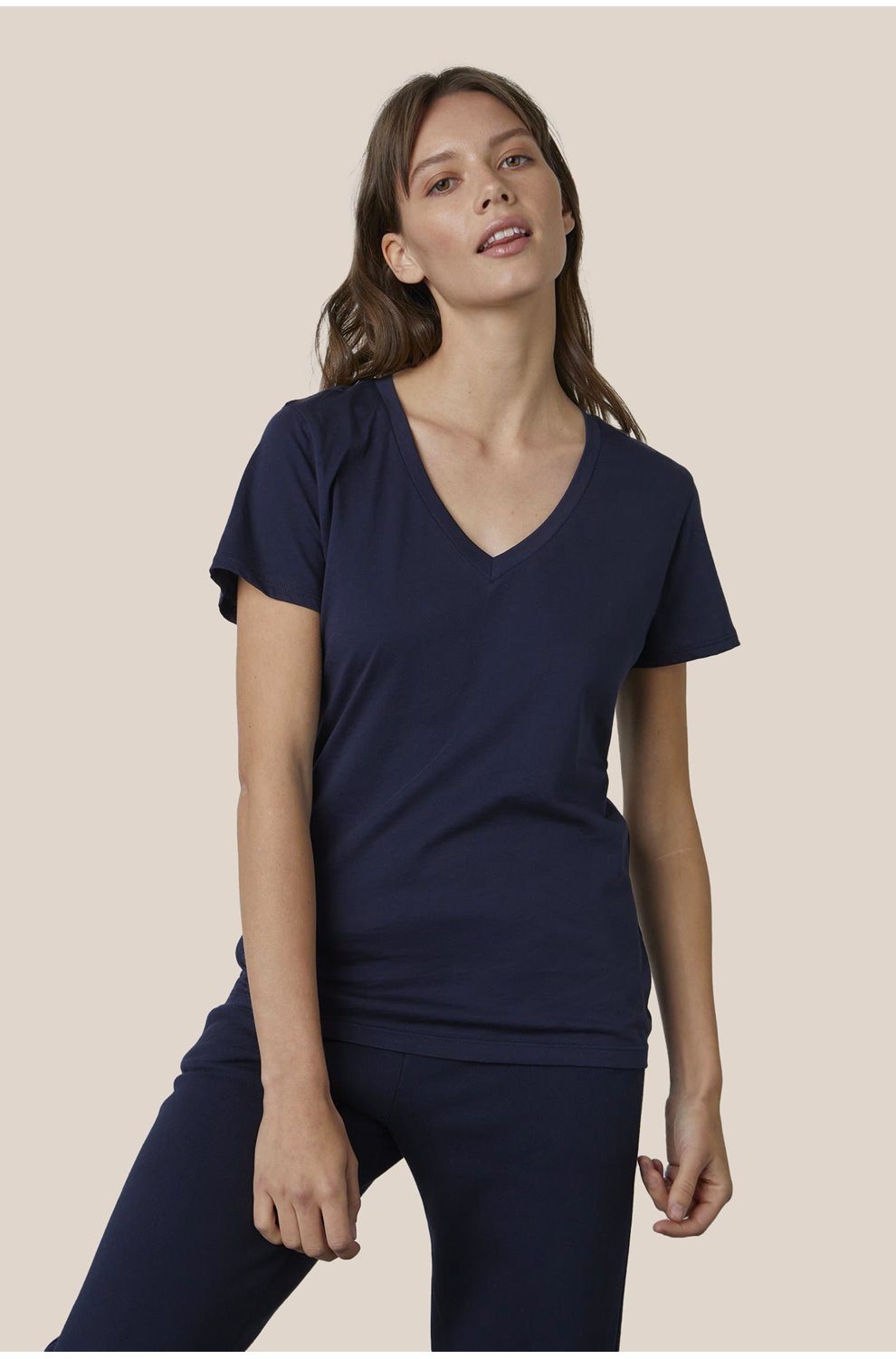 Susan V Neck Tee in Navy
