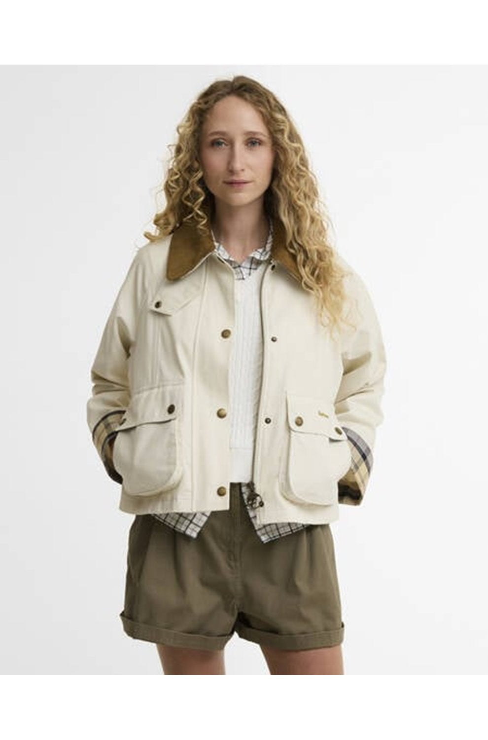 Cropped Beadnell Casual Jacket in Light Pearl Dress Beige