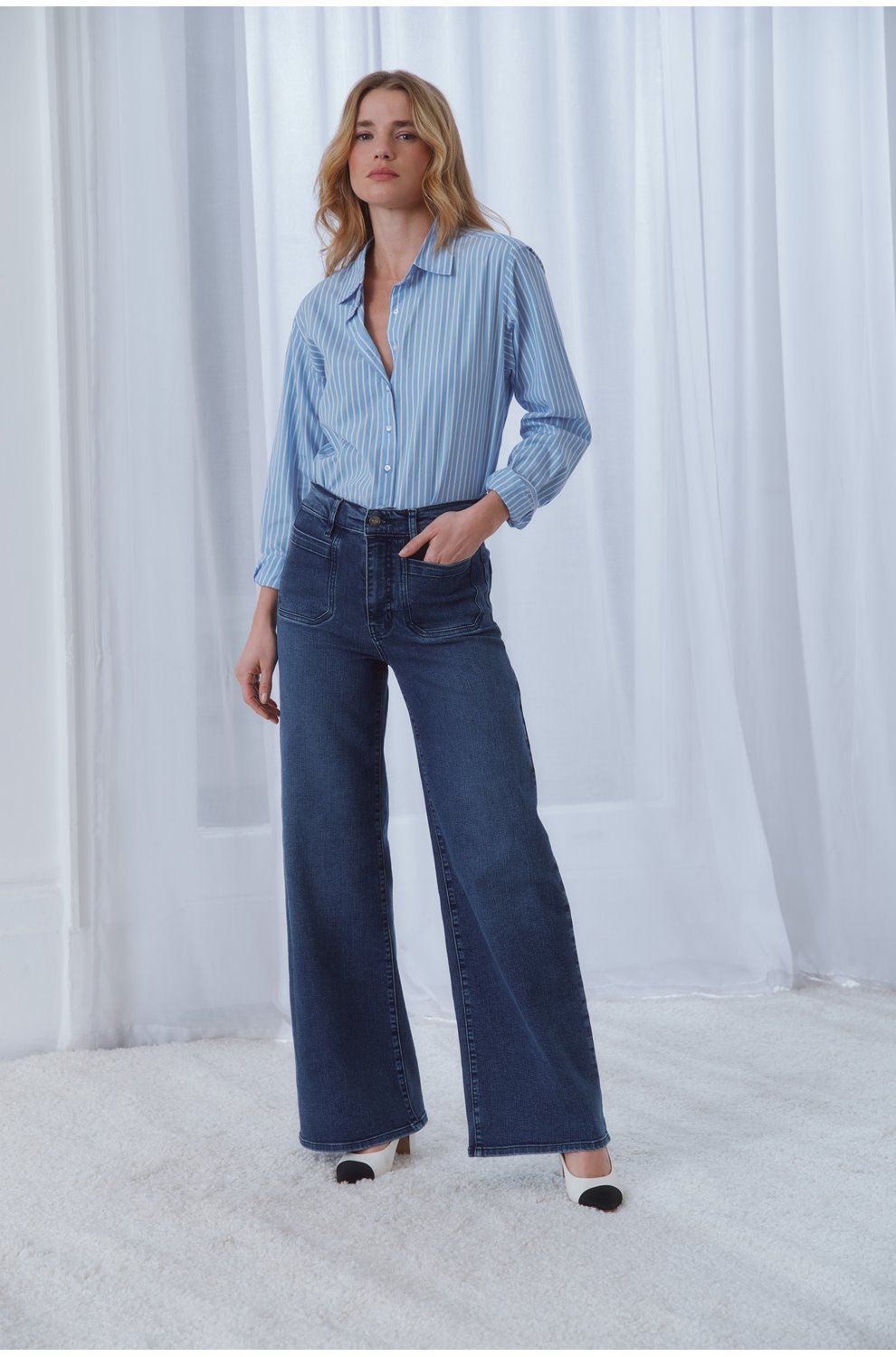 Le Slim Palazzo with Modernist Pockets in Iberia
