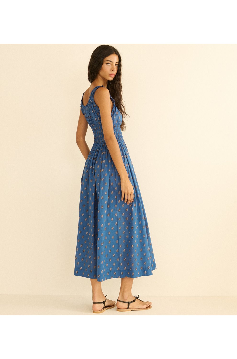 eartha floral maxi dress Trilogy Stores an adjustable side tie 17 Iconic Marilyn Monroe Material: Chiffon Color:White Hearts