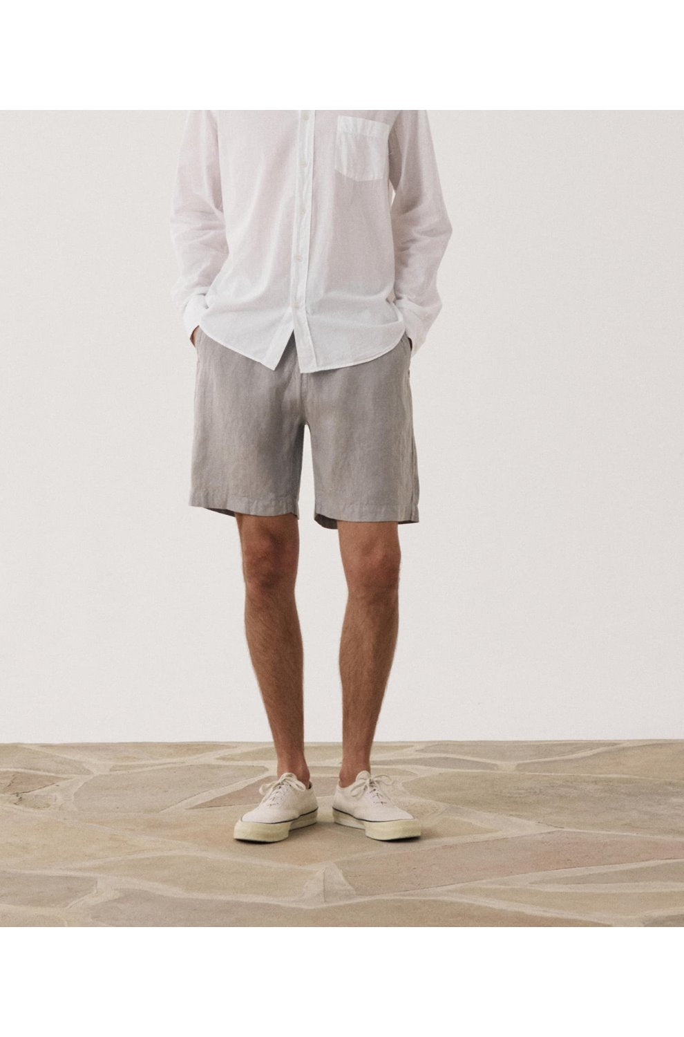 Joggy Linen Short in Sage