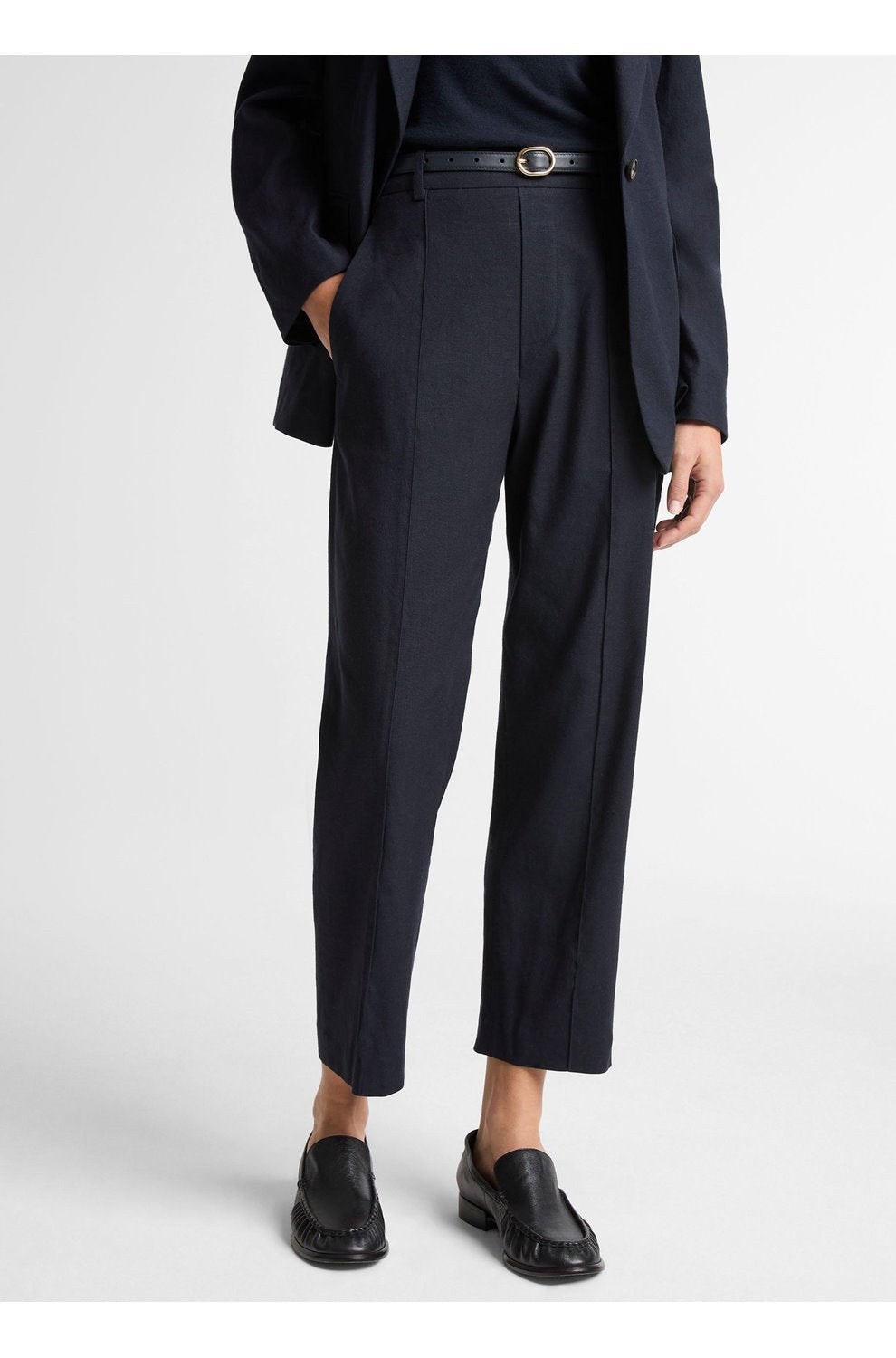 Mid Rise Linen Tapered Pant in Coastal Blue
