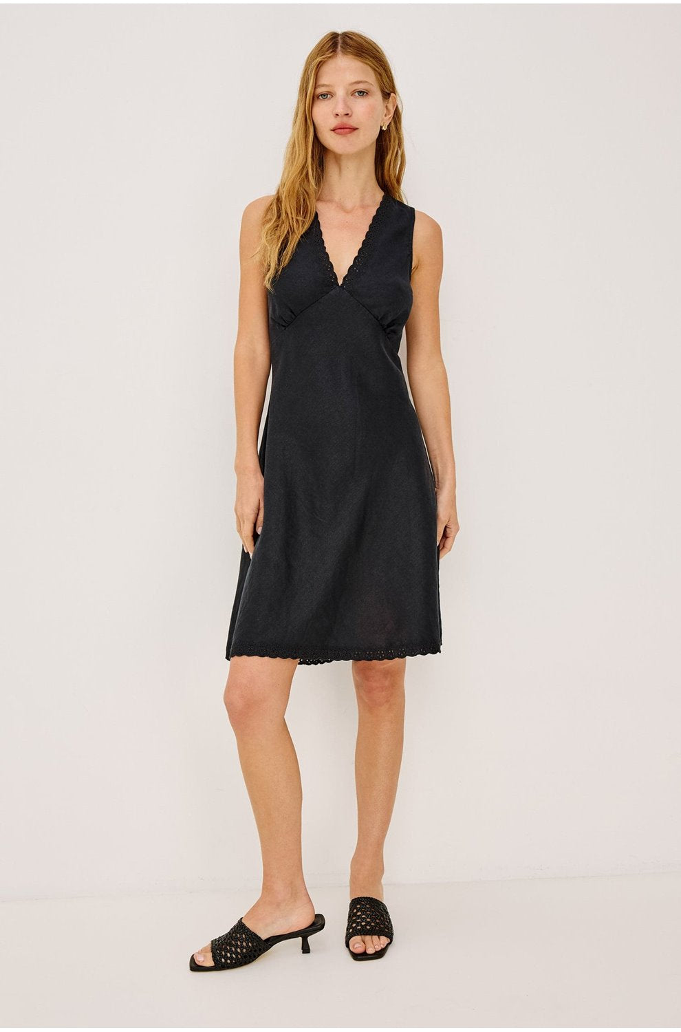 Bex Dress in Black Linen