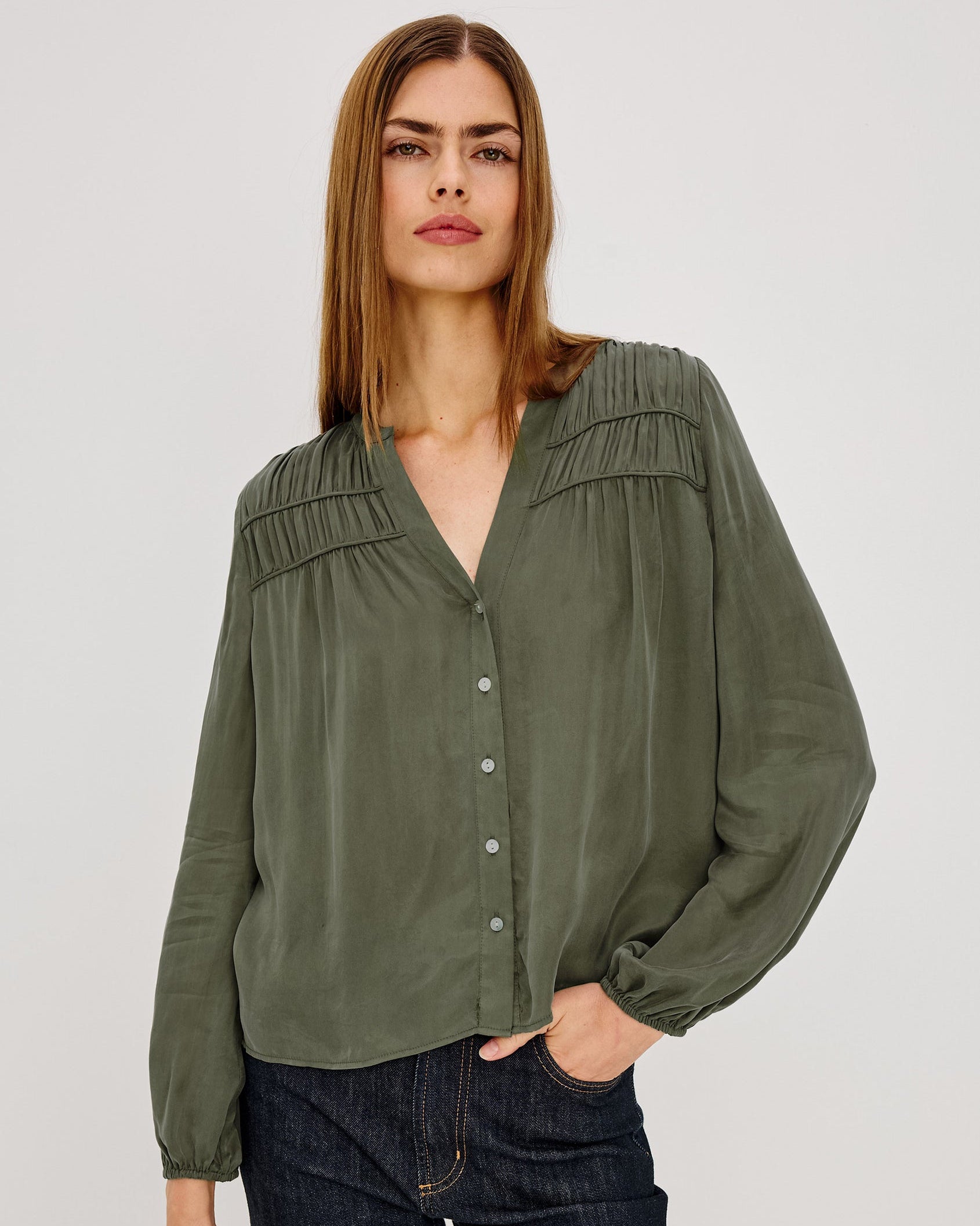 Cadence Top in Washed Olive