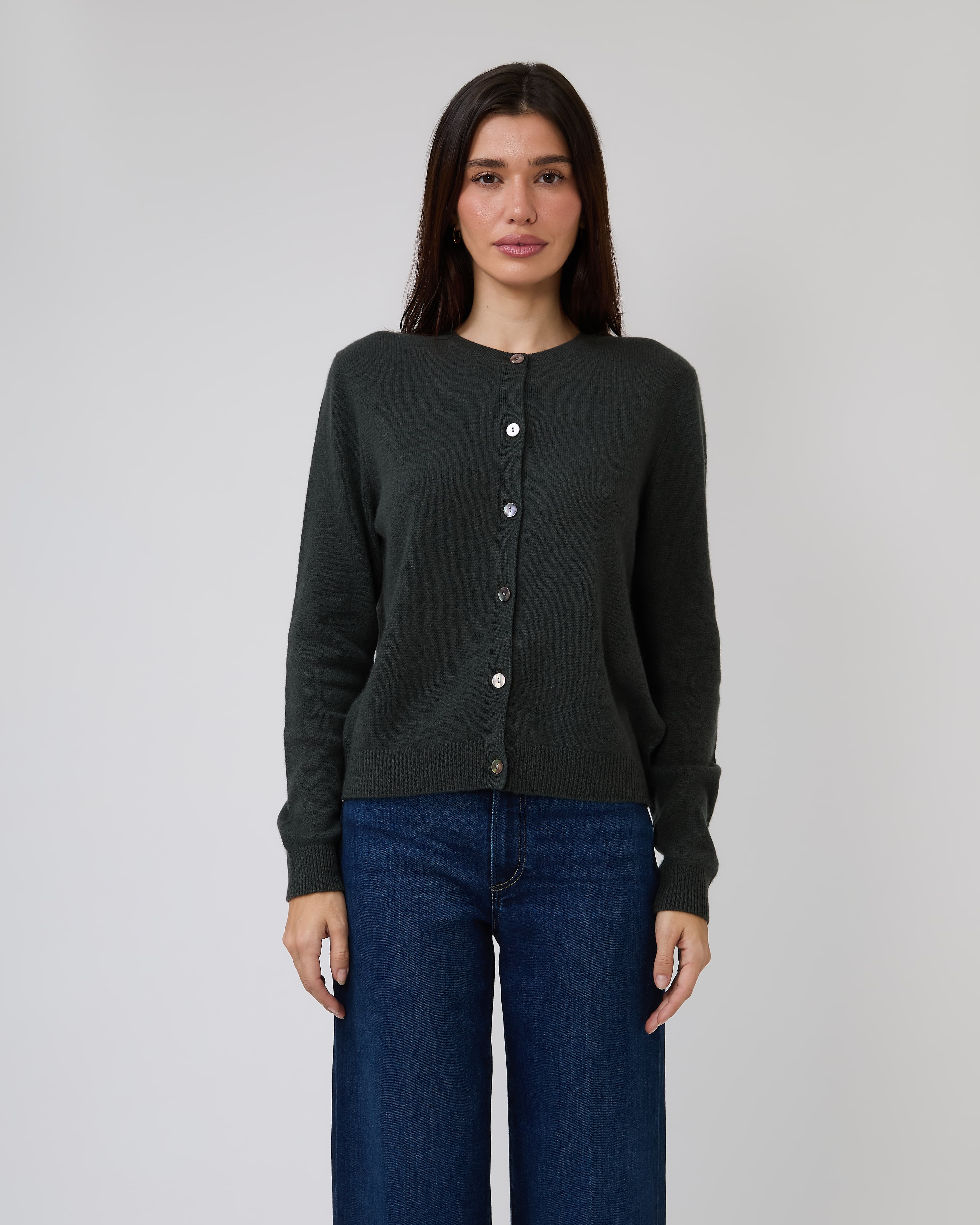 Lightweight Cardigan in Breen